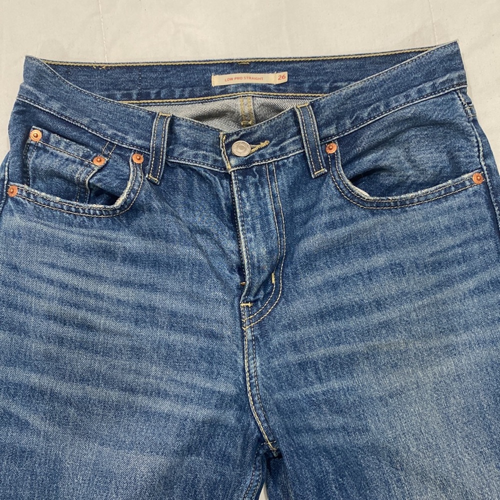 Levis low pro jeans